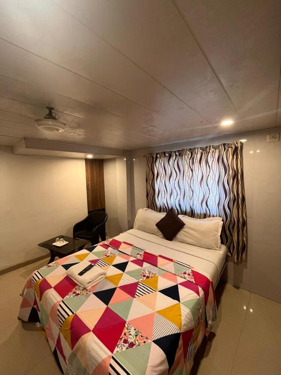Hotel Havana Mumbai Eksteriør bilde